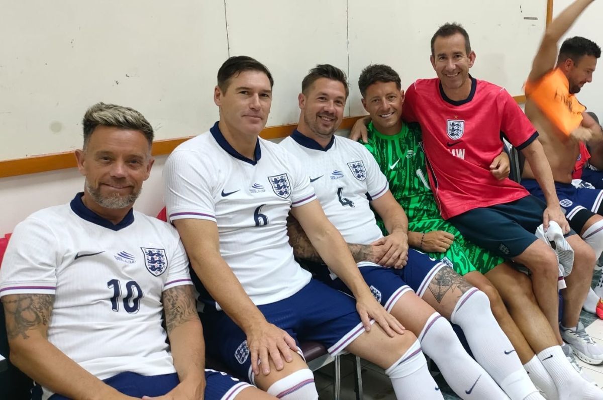 Lee Hendrie Gareth Barry Luke Chambers Luke Mc Cormick and Matty Wain