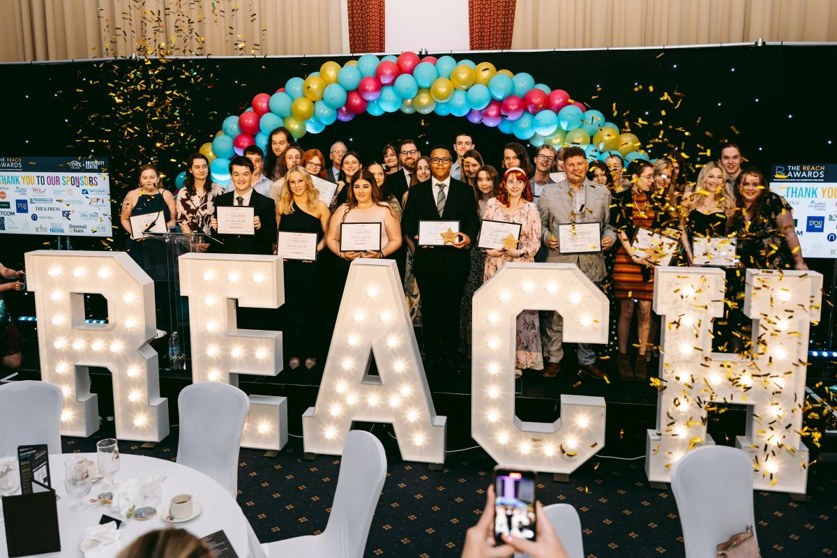 REACH confetti group