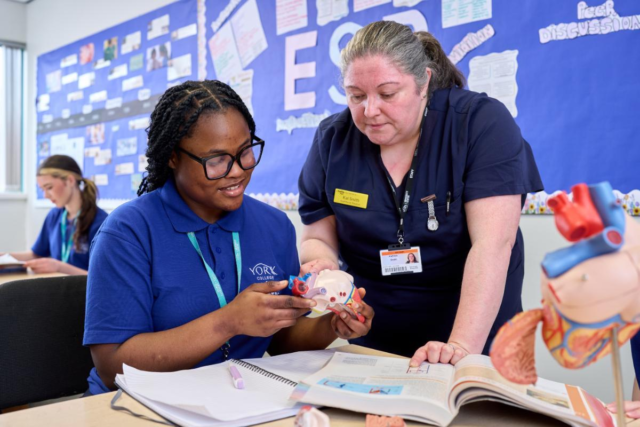 Health student and tutors chatting